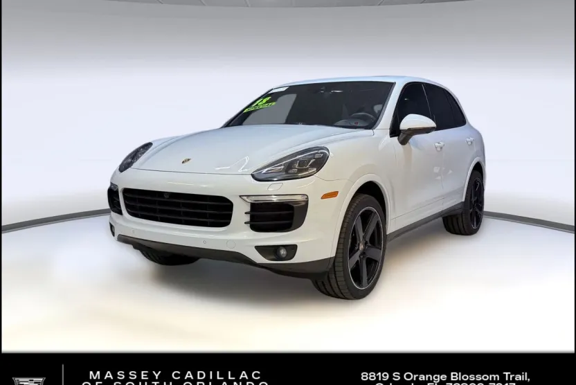 2018 Porsche Cayenne Base Platinum Edition photo 1