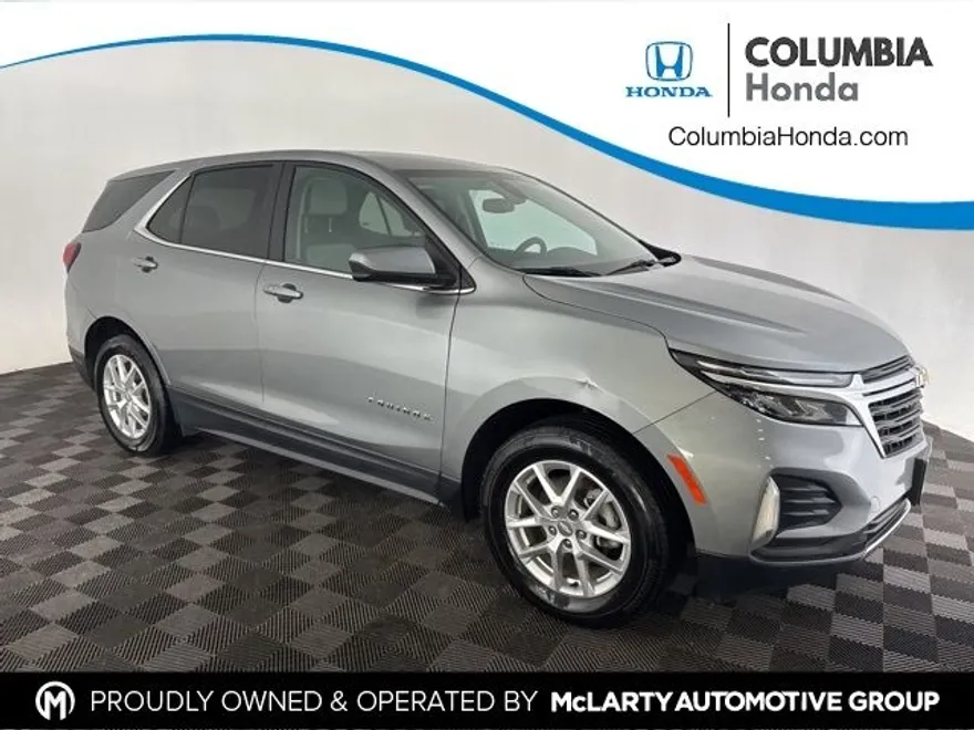 2023 Chevrolet Equinox LT photo 1