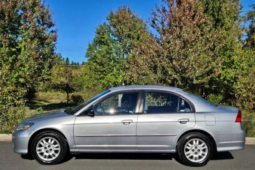 2005 Honda Civic LX Special Edition photo 1
