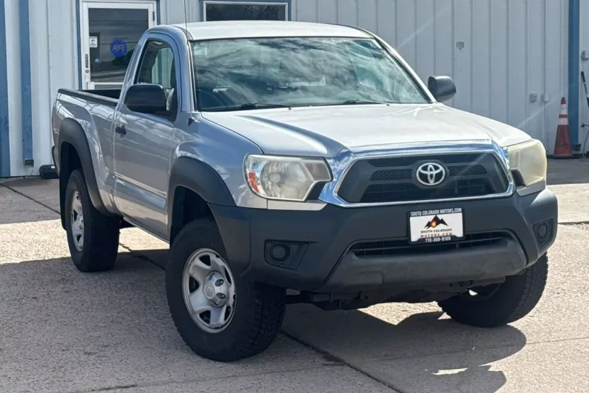 2013 Toyota Tacoma photo 1