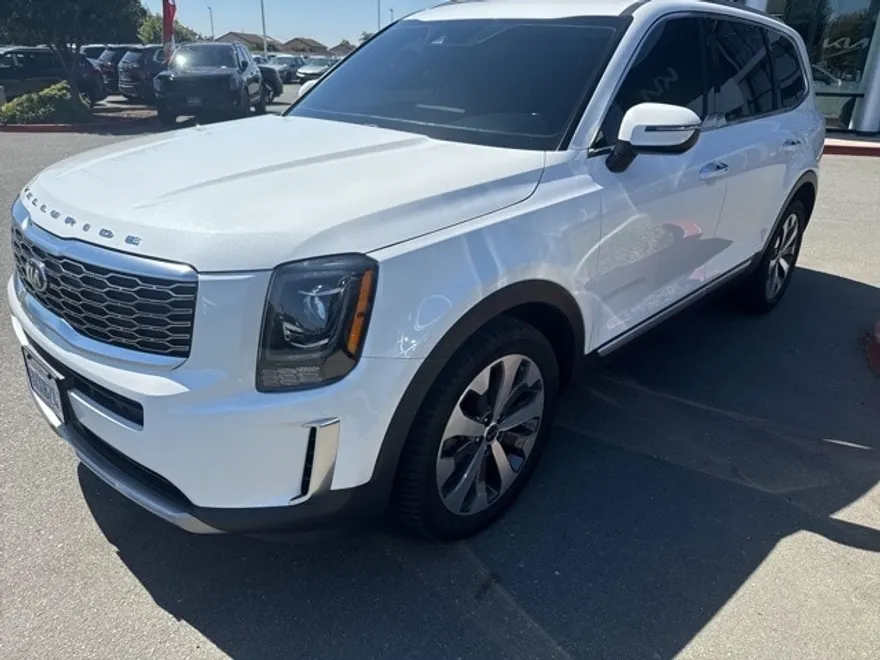 2021 Kia Telluride S photo 1