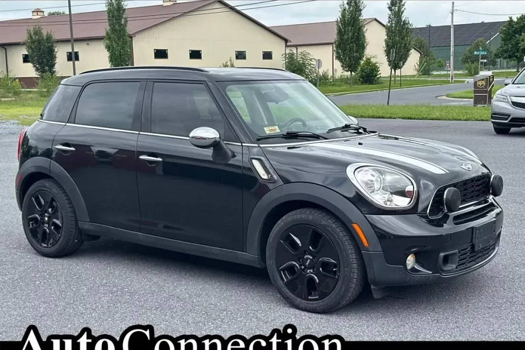 2011 Mini Countryman S photo 1