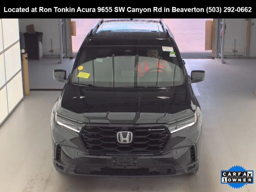 2025 Honda Pilot Black Edition photo 1