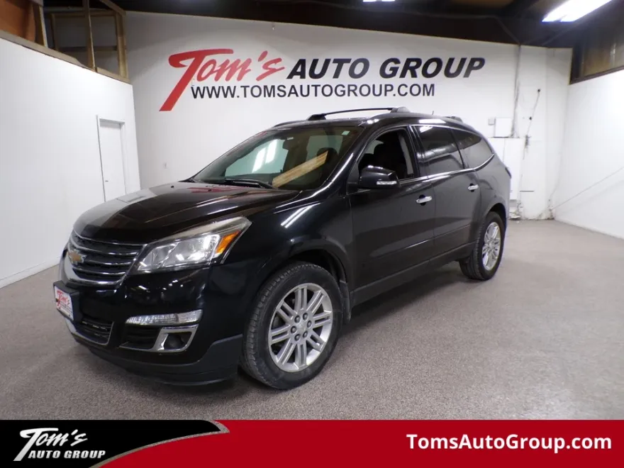 2013 Chevrolet Traverse 1LT photo 1