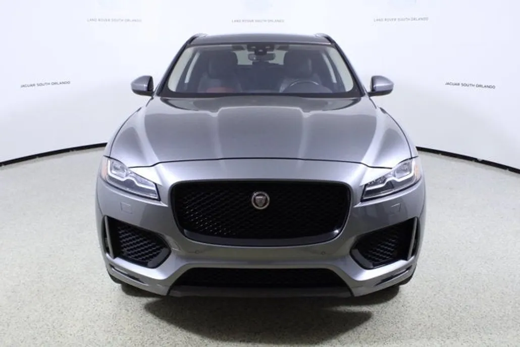 2020 Jaguar F-PACE Checkered Flag Edition photo 1