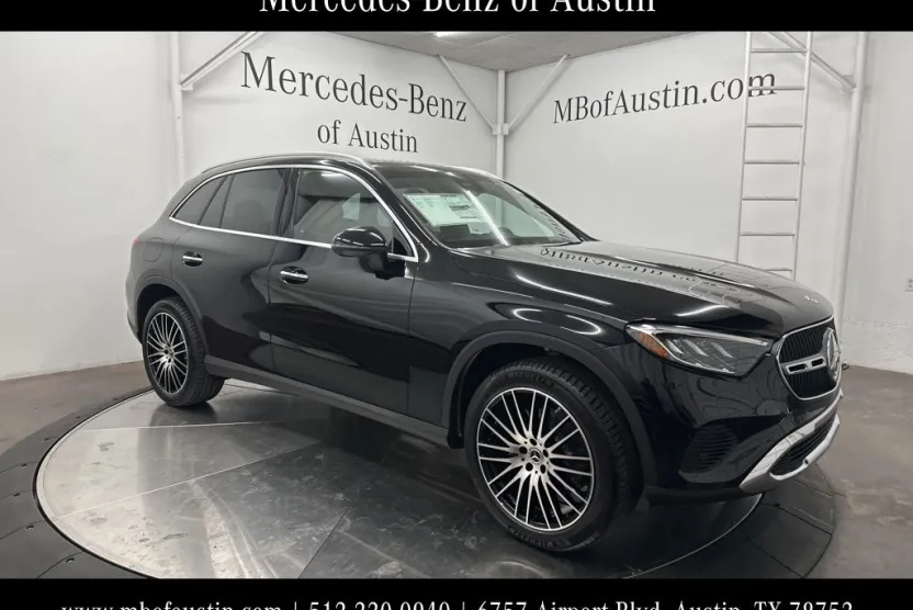2026 Mercedes Benz GLC 300 photo 1