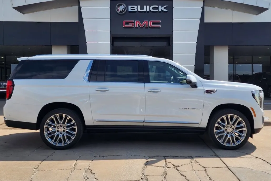 2026 Gmc Yukon XL Denali photo 1