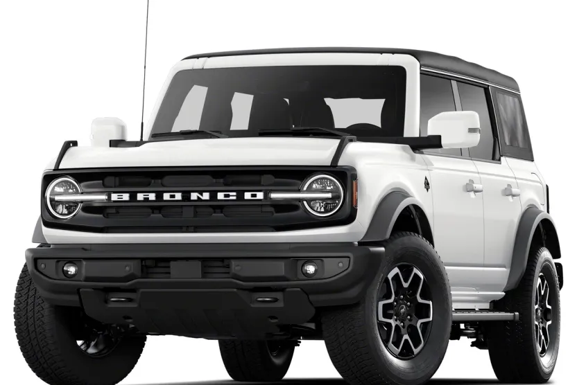 2025 Ford Bronco Outer Banks photo 1