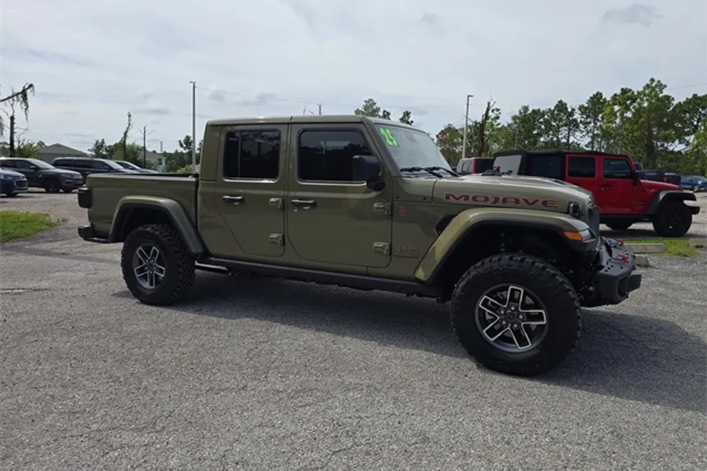 2025 Jeep Gladiator Mojave photo 1