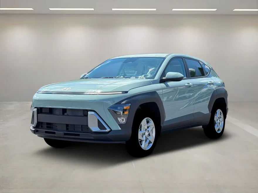 2026 Hyundai Kona SE photo 1