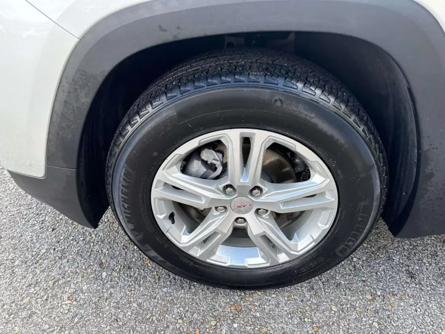 2022 Gmc Terrain SLE photo 1