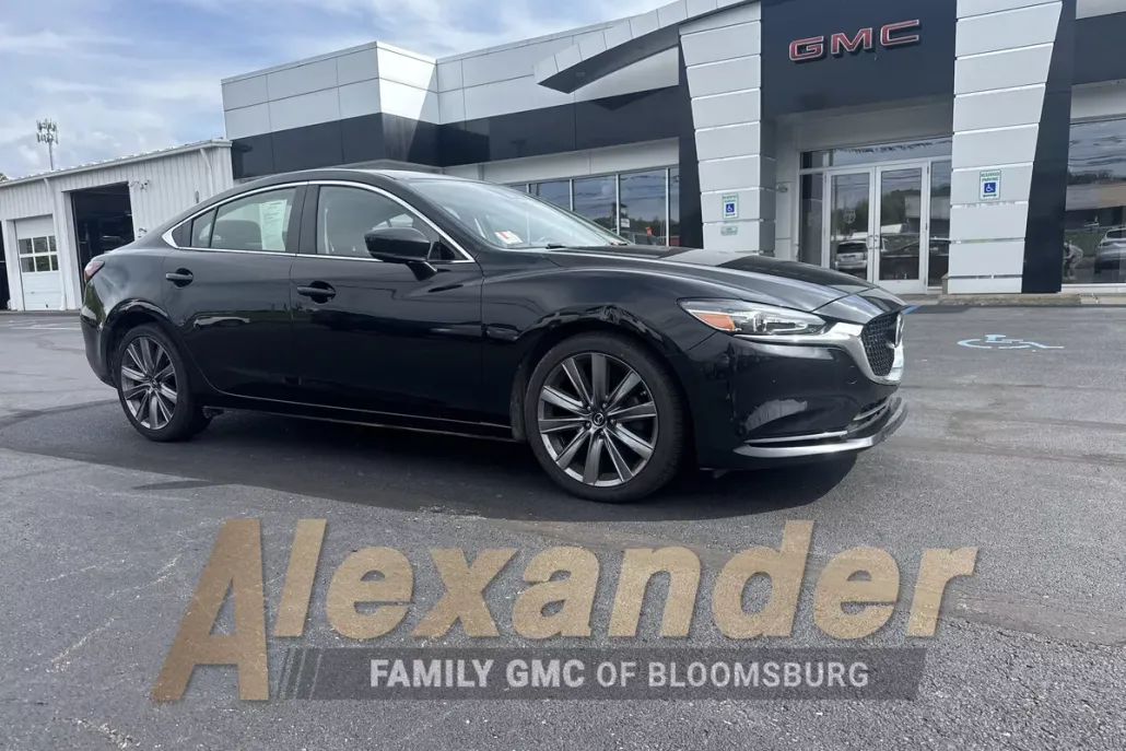 2018 Mazda Mazda6 Touring photo 1
