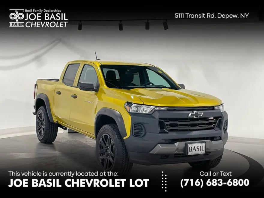 2023 Chevrolet Colorado Trail Boss photo 1