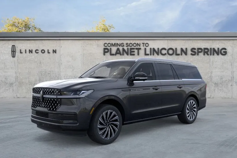 2025 Lincoln Navigator Black Label photo 1