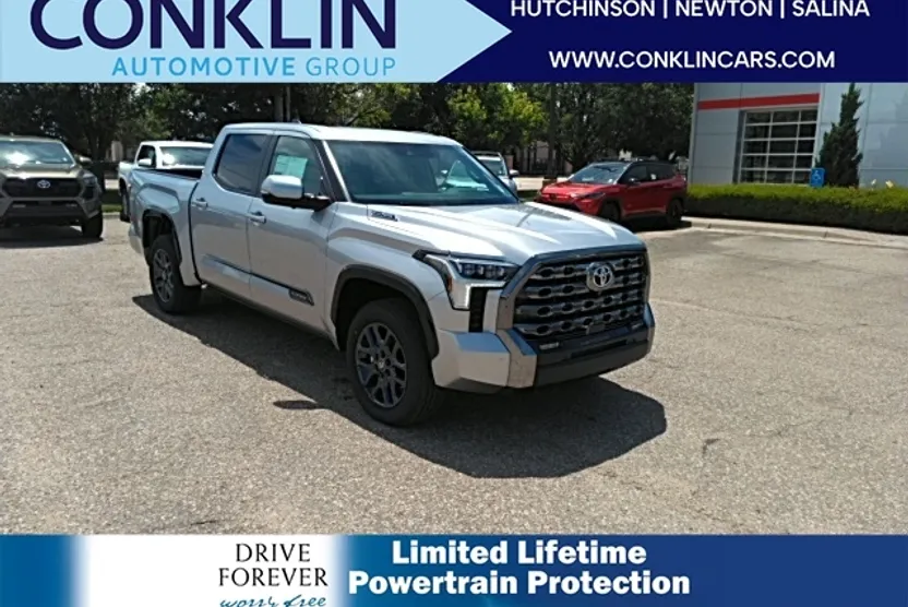 2025 Toyota Tundra Platinum photo 1
