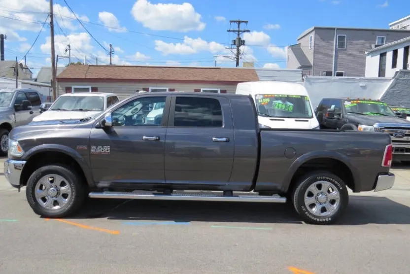 2015 Ram 2500 Laramie photo 1
