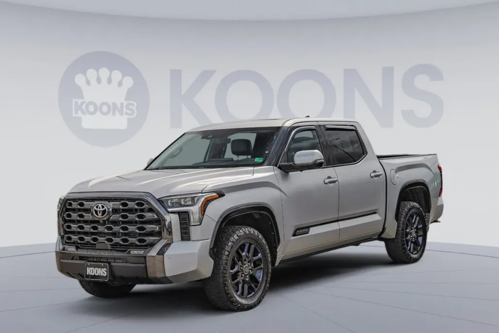 2022 Toyota Tundra Platinum photo 1