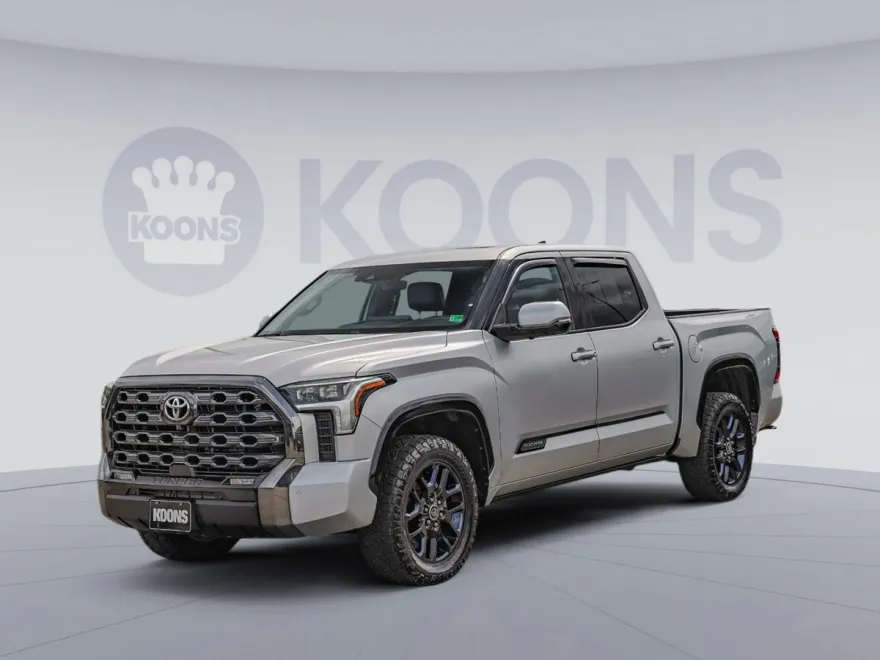 2022 Toyota Tundra Platinum photo 1