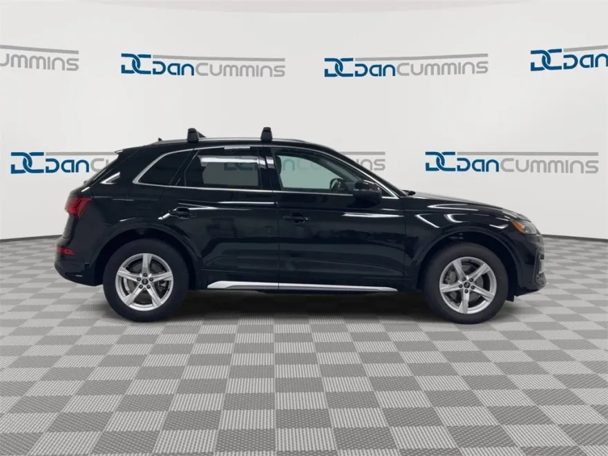 2023 Audi Q5 Premium 40 TFSI S line photo 1