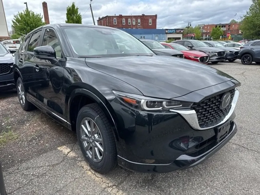 2025 Mazda CX-5 2.5 S Preferred photo 1