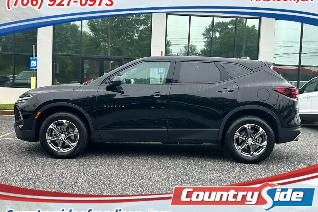 2023 Chevrolet Blazer 2LT photo 1