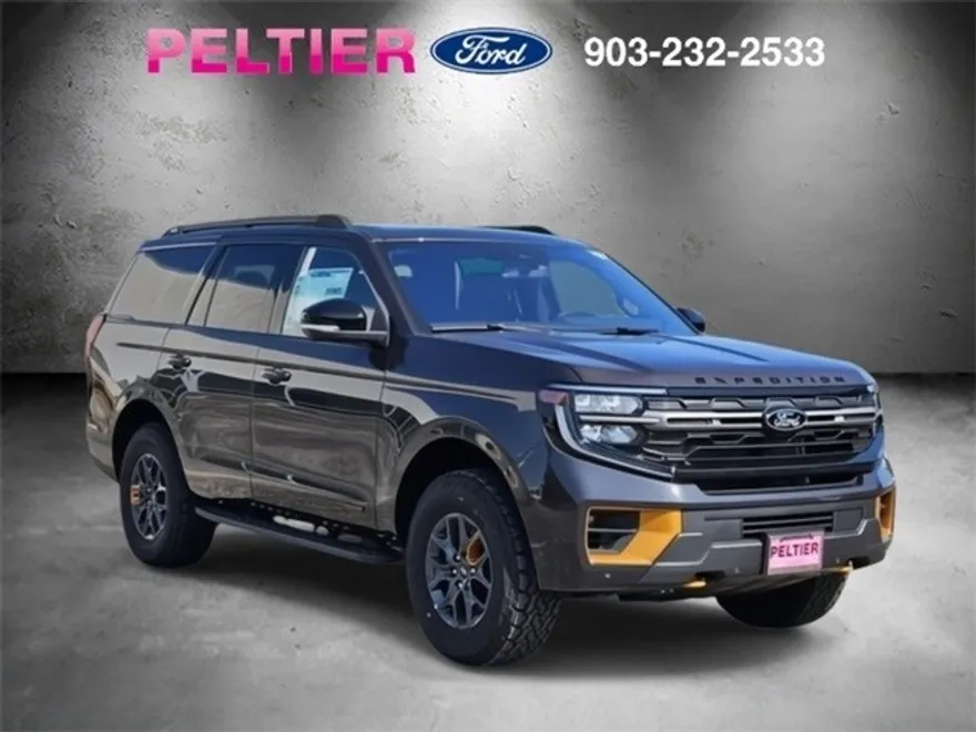2025 Ford Expedition photo 1