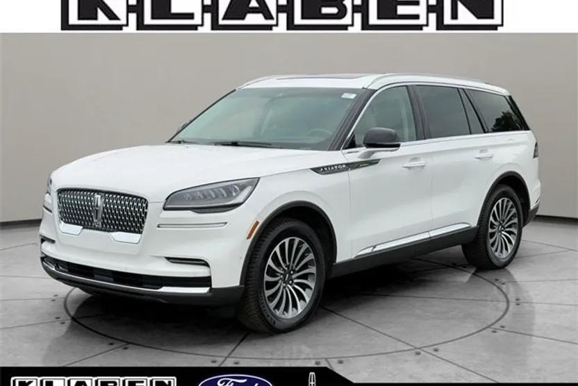 2023 Lincoln Aviator Reserve photo 1