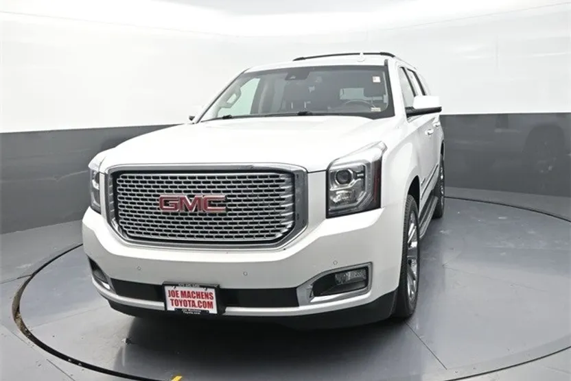 2016 Gmc Yukon Denali photo 1