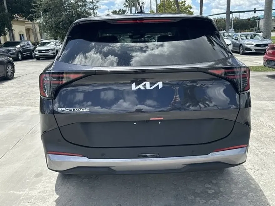 2026 Kia Sportage LX photo 1