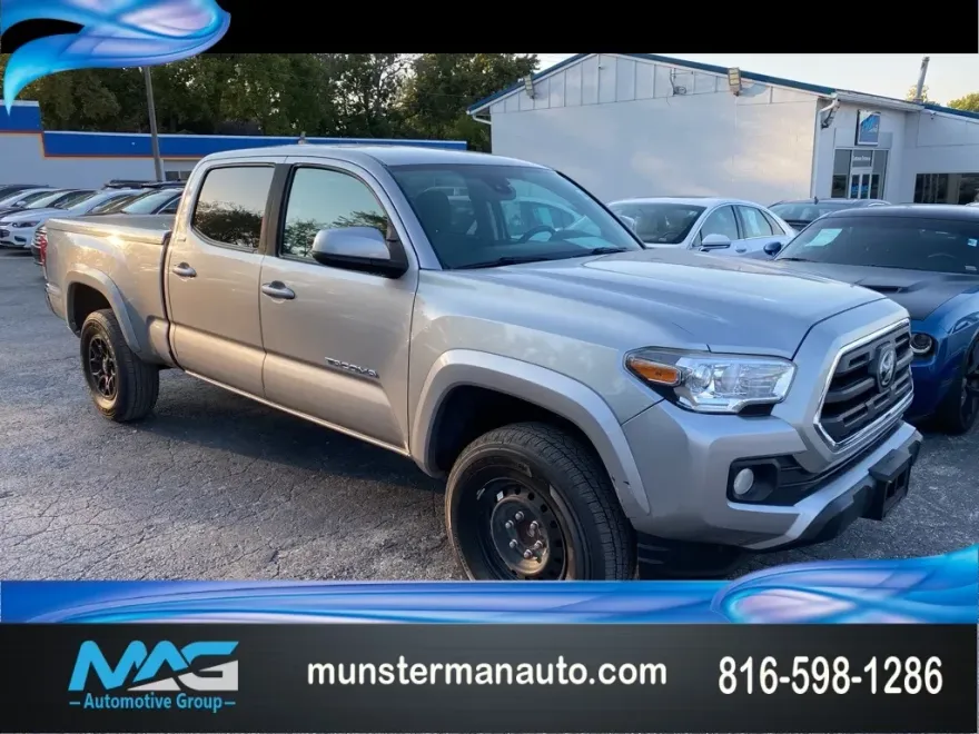2019 Toyota Tacoma SR5 photo 1