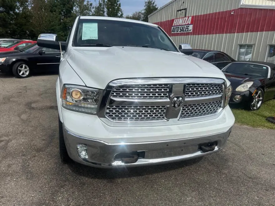 2014 Ram 1500 Laramie photo 1