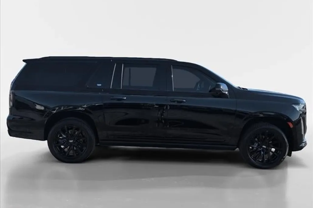 2023 Cadillac Escalade ESV Sport photo 1