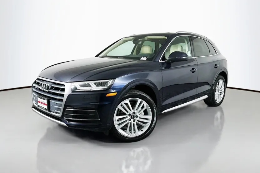 2019 Audi Q5 Premium Plus photo 1