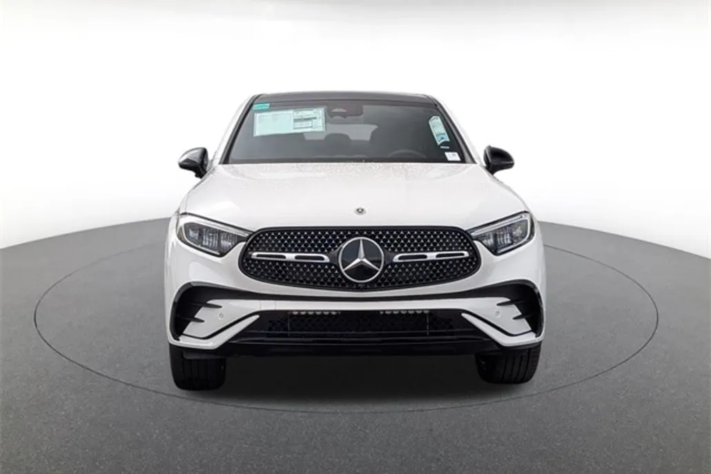 2026 Mercedes Benz GLC 300 4MATIC photo 1