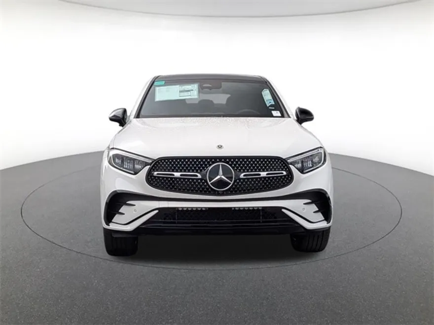 2026 Mercedes Benz GLC 300 4MATIC photo 1
