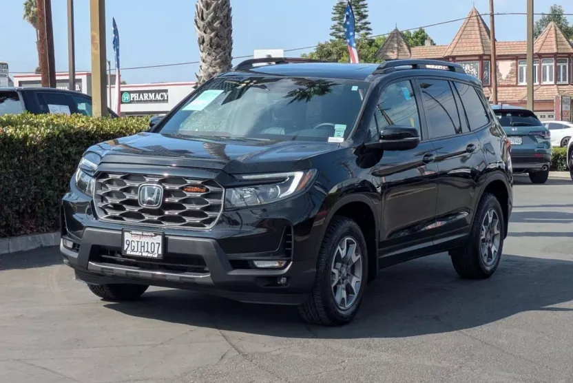 2022 Honda Passport TrailSport photo 1