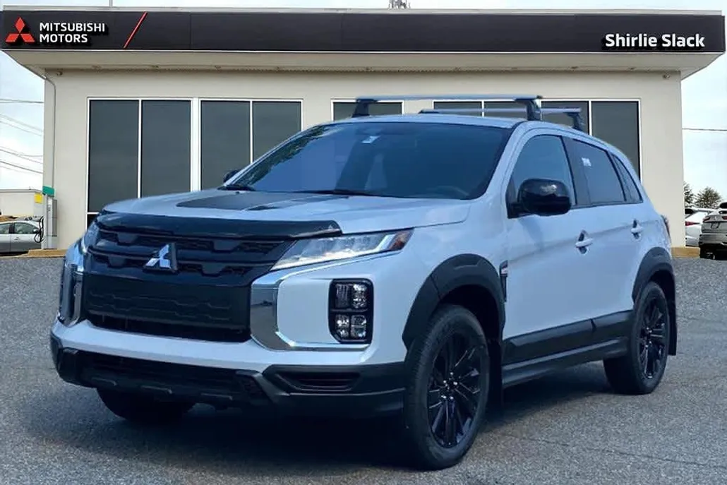 2025 Mitsubishi Outlander Sport ES SE LE photo 1