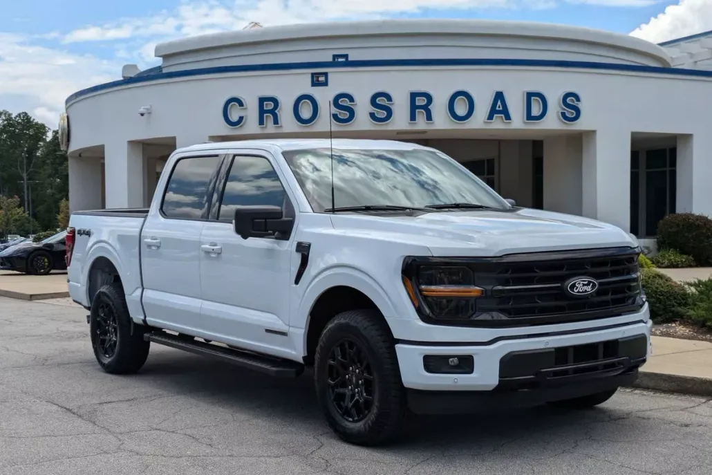 2024 Ford F-150 XLT photo 1