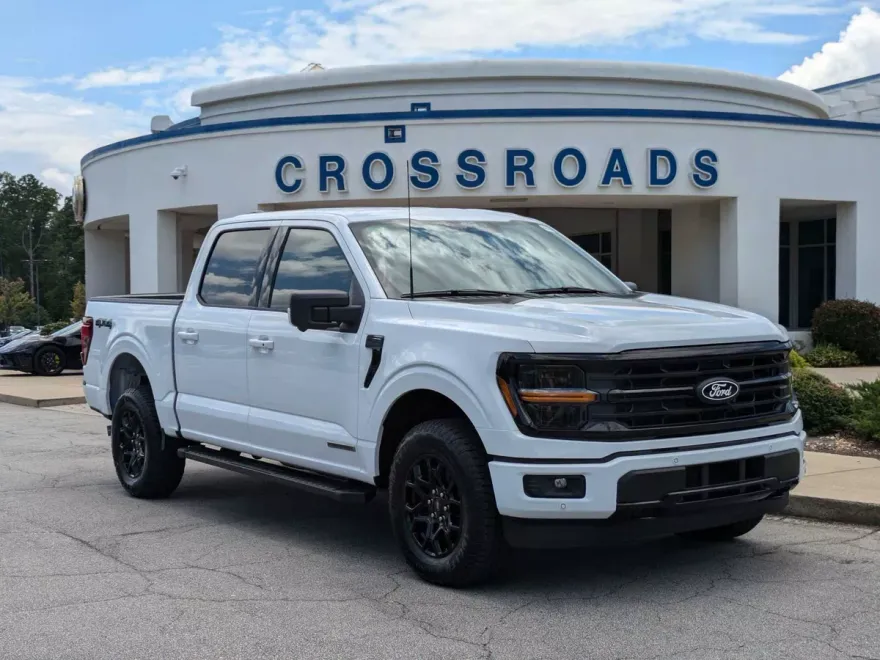 2024 Ford F-150 XLT photo 1