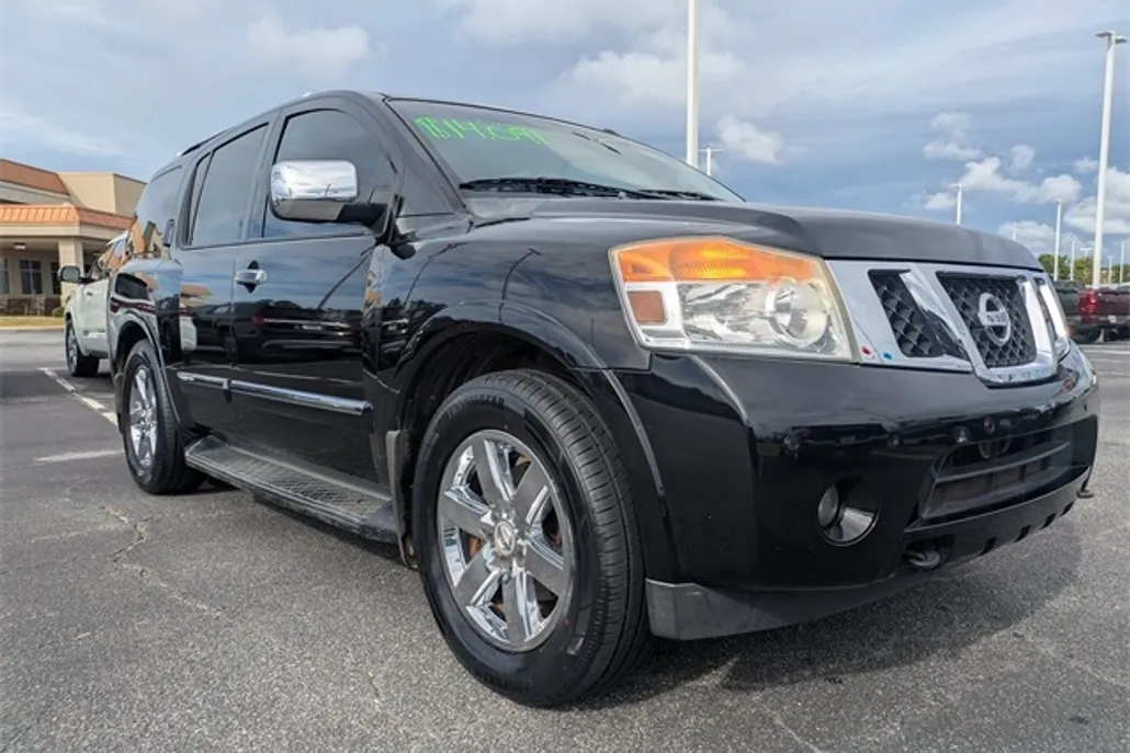 2014 Nissan Armada Platinum photo 1