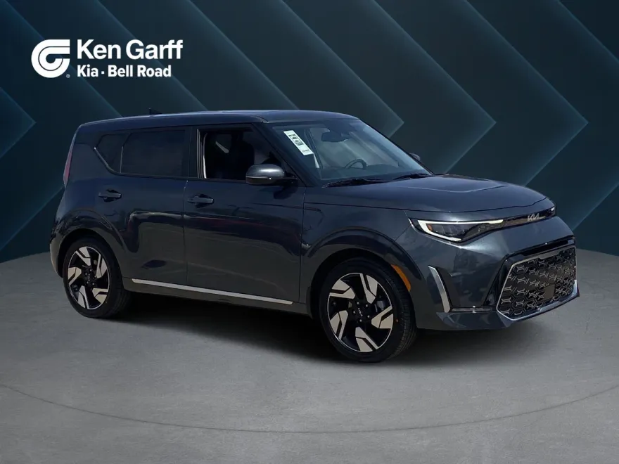 2025 Kia Soul GT-Line photo 1