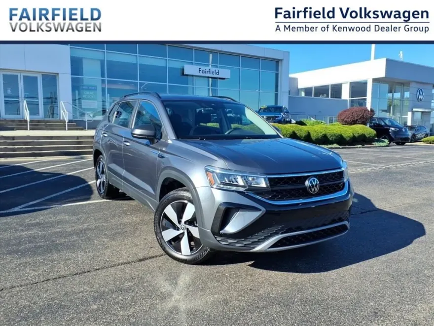 2024 Volkswagen Taos S photo 1