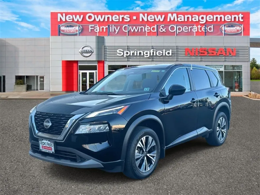 2023 Nissan Rogue SV photo 1