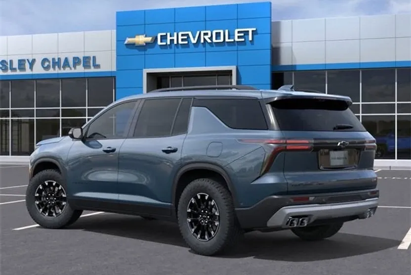 2026 Chevrolet Traverse Z71 photo 1