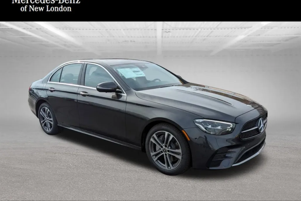 2023 Mercedes Benz E 350 4MATIC Sedan photo 1
