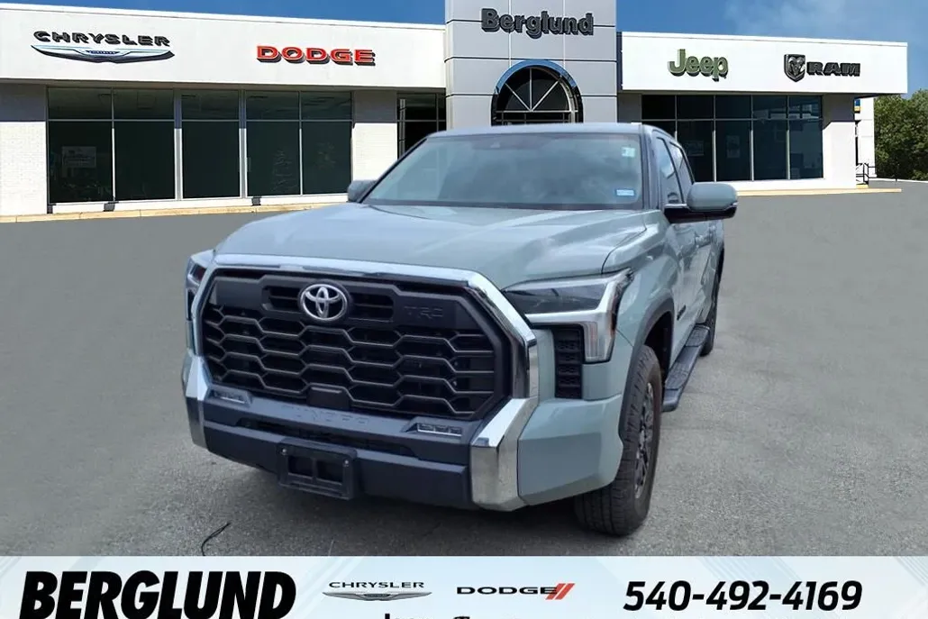 2022 Toyota Tundra SR5 photo 1