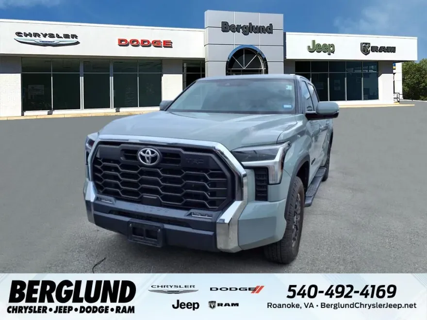 2022 Toyota Tundra SR5 photo 1