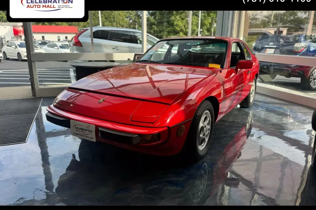 1987 Porsche 924 photo 1