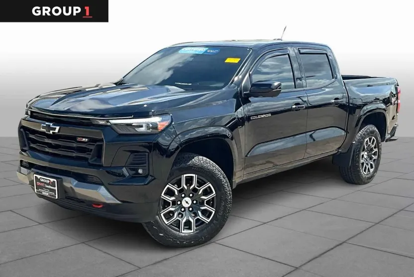 2024 Chevrolet Colorado Z71 photo 1