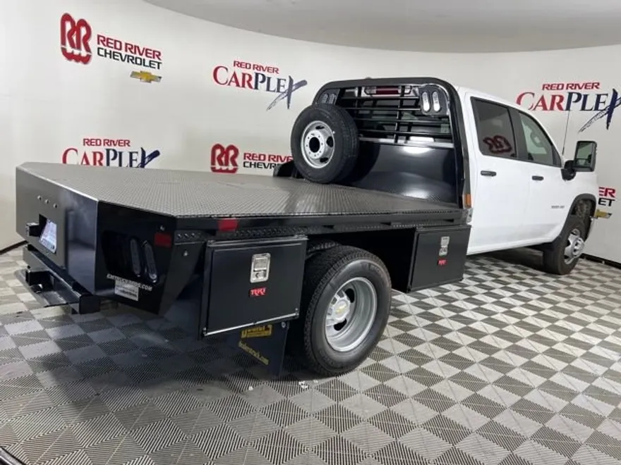2025 Chevrolet Silverado 3500HD Work Truck photo 1
